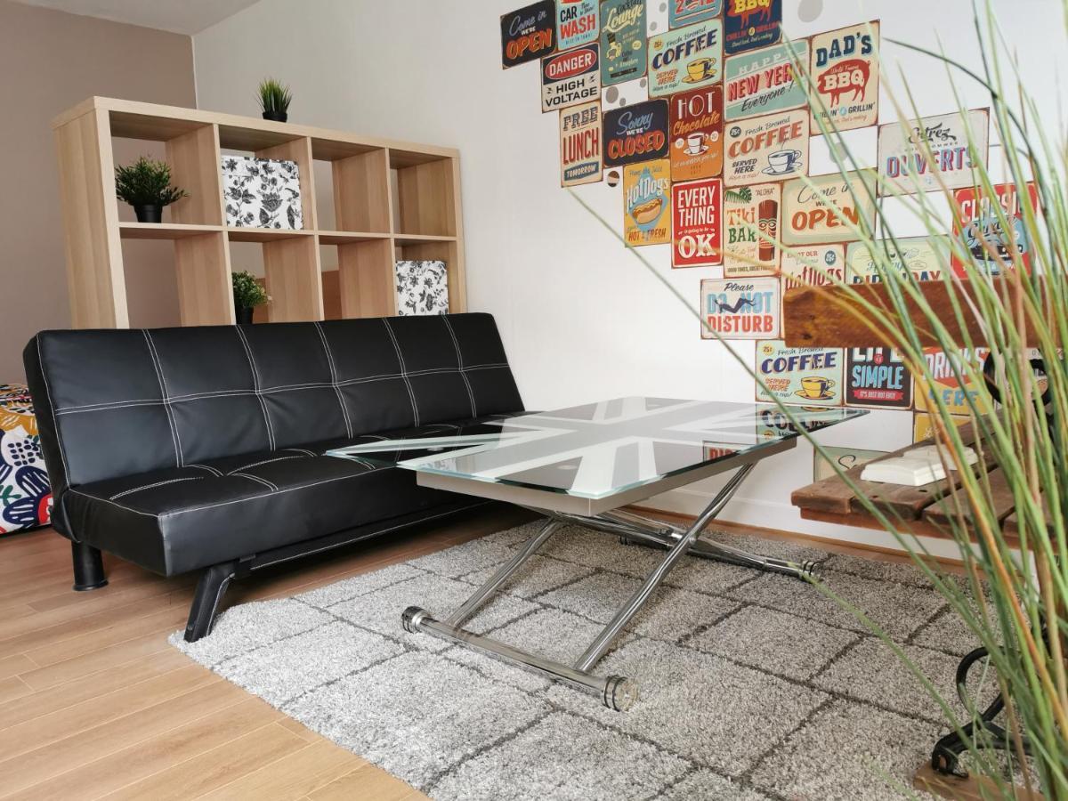 Appartement Charmant Studio + Parking à Orléans Extérieur photo